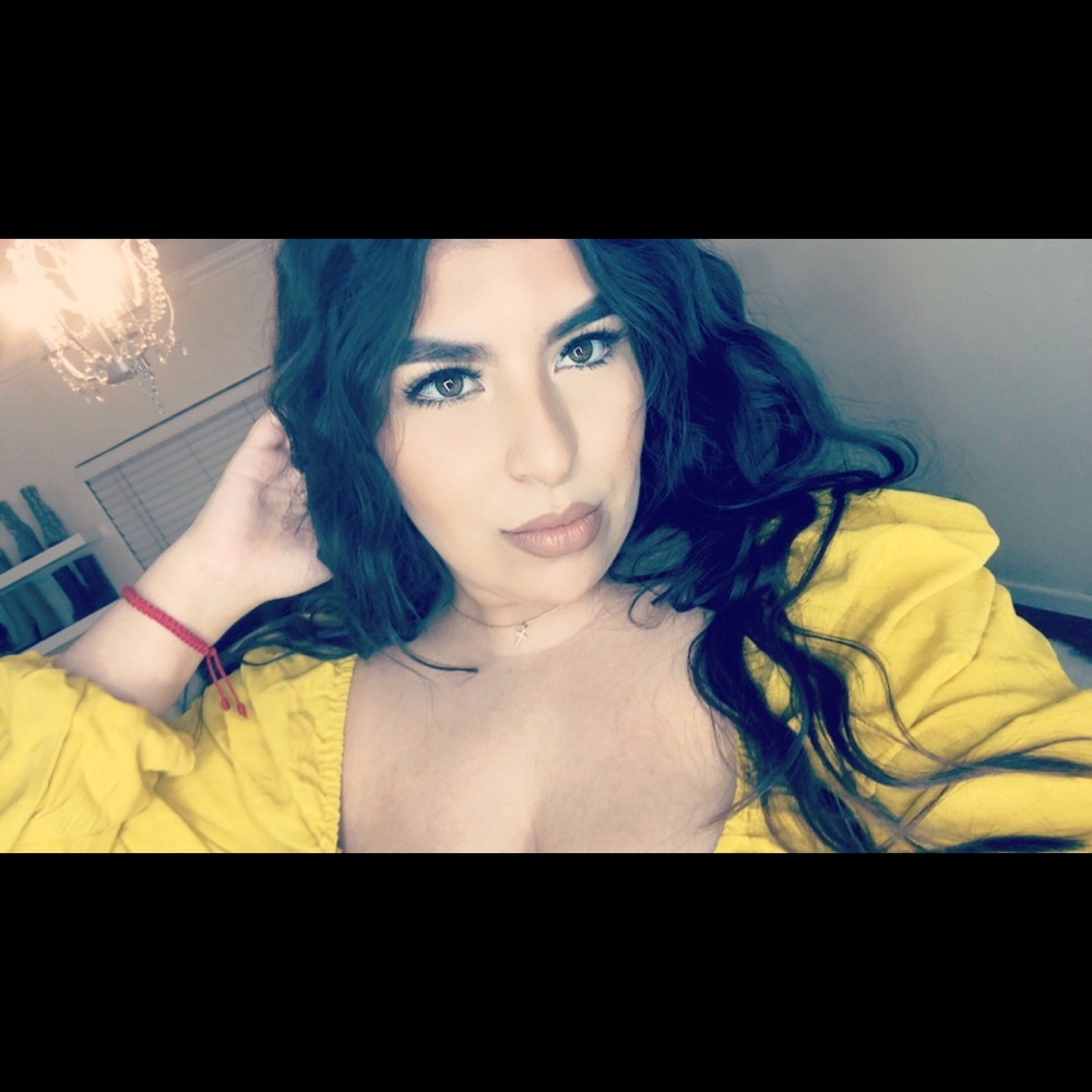 Meet your Posher, Samantha